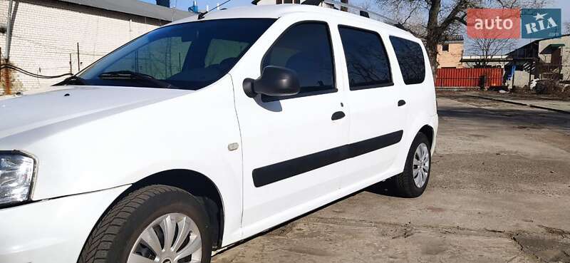 Універсал Dacia Logan MCV 2009 в Києві