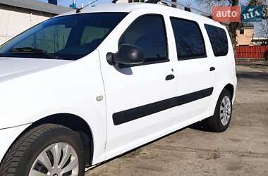 Универсал Dacia Logan MCV 2009 в Киеве