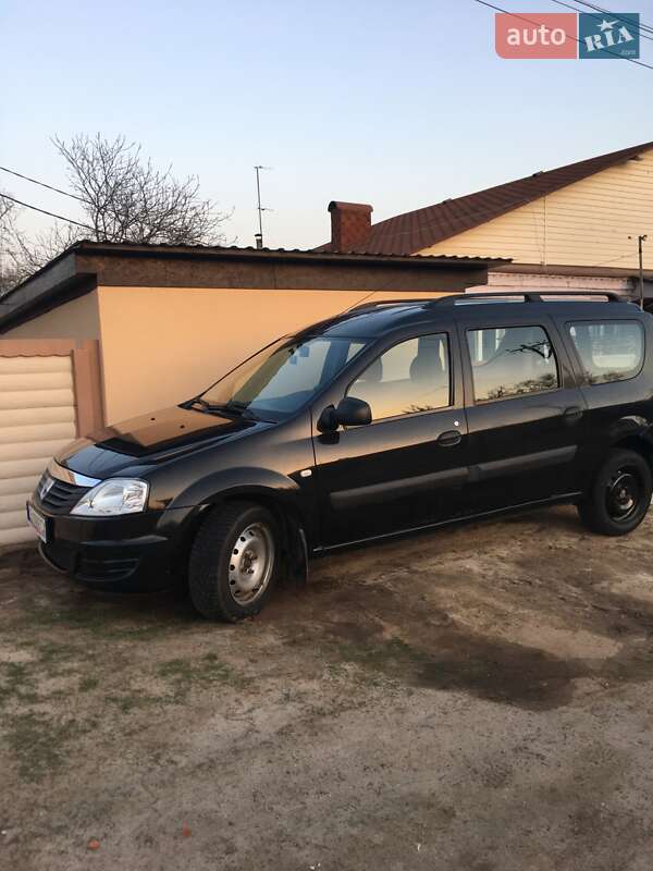 Універсал Dacia Logan MCV 2010 в Чернігові