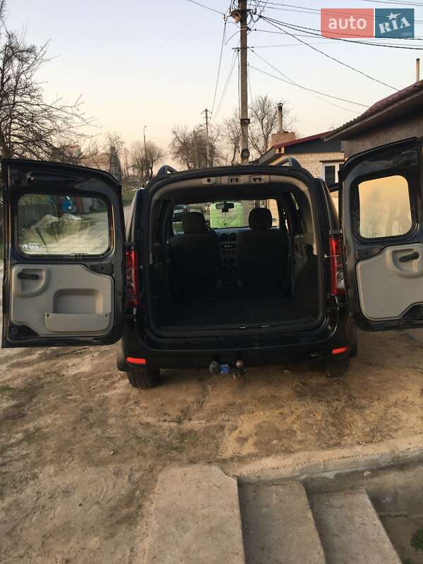 Універсал Dacia Logan MCV 2010 в Чернігові