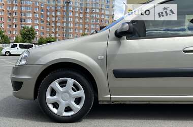 Універсал Dacia Logan MCV 2009 в Умані