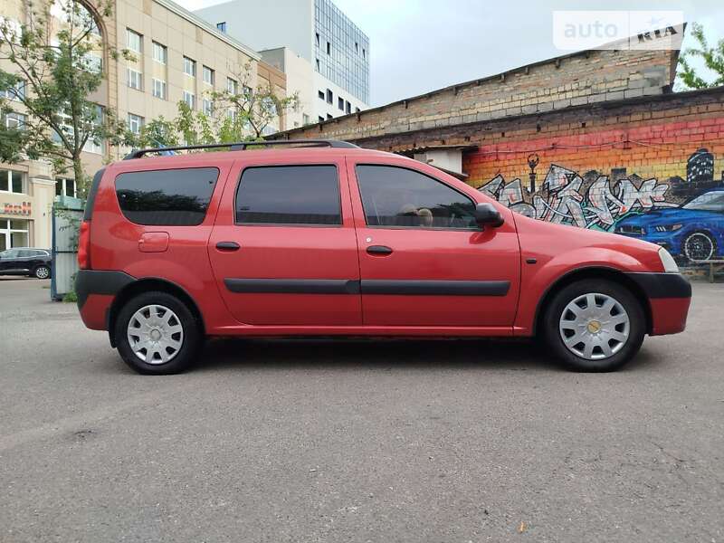 Універсал Dacia Logan MCV 2008 в Києві