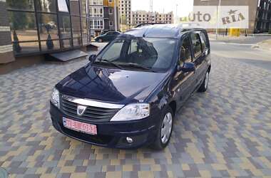 Универсал Dacia Logan MCV 2011 в Чернигове