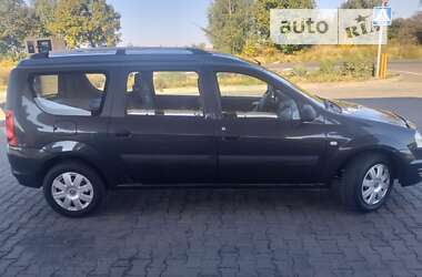 Універсал Dacia Logan MCV 2012 в Луцьку