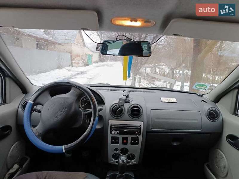 Универсал Dacia Logan MCV 2007 в Чернигове