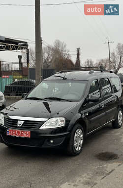 Универсал Dacia Logan MCV 2009 в Чернигове