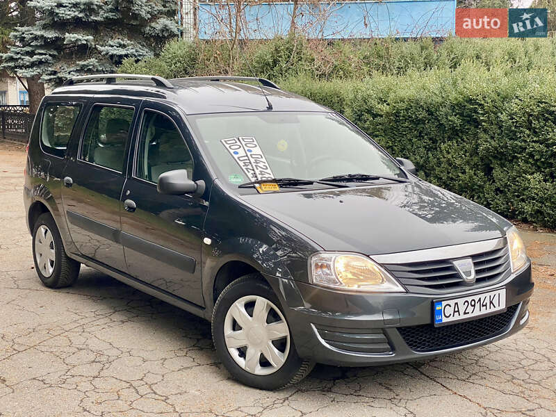 Універсал Dacia Logan MCV 2011 в Умані