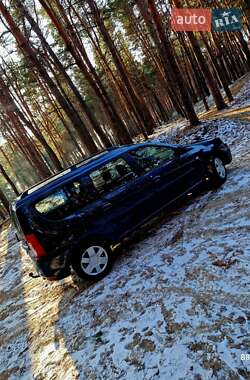 Универсал Dacia Logan MCV 2010 в Полтаве