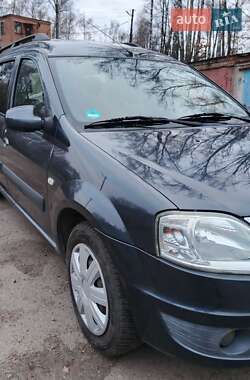 Универсал Dacia Logan MCV 2009 в Чернигове