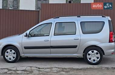 Универсал Dacia Logan MCV 2010 в 
