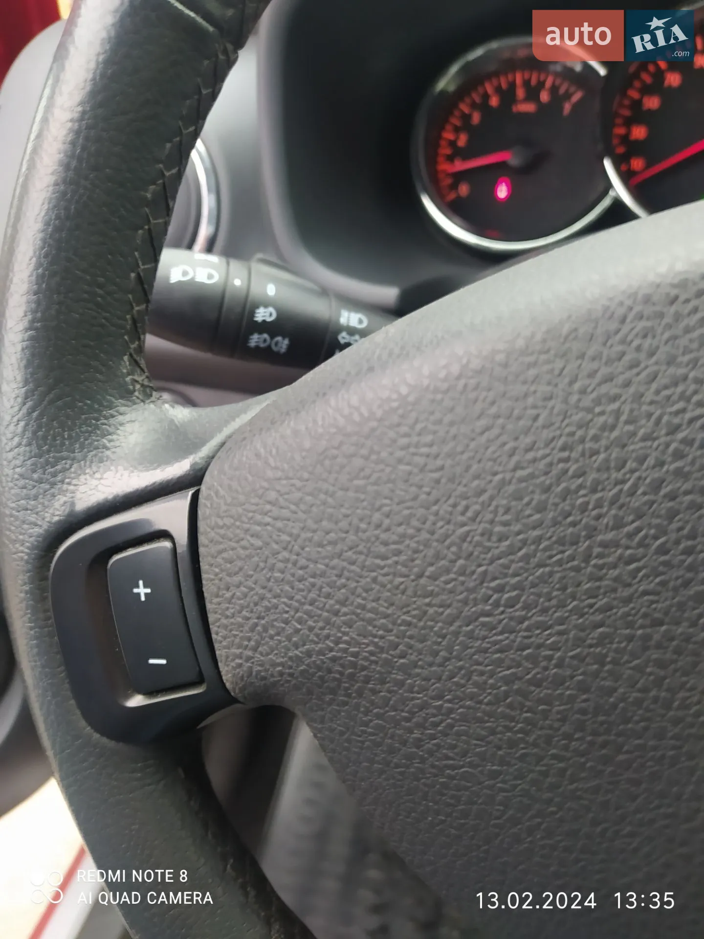 2013 Dacia Logan - мініатюра 13