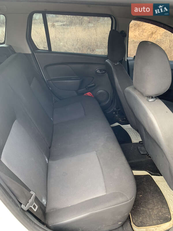 Універсал Dacia Logan MCV 2015 в Харкові фото 18 Універсал Dacia Logan MCV 2015 в Харкові
