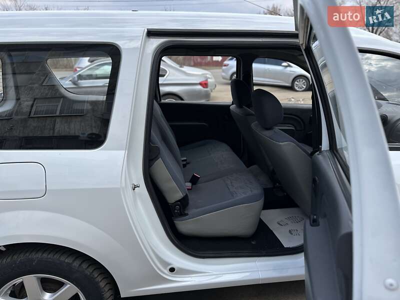 Универсал Dacia Logan MCV 2009 в Сумах