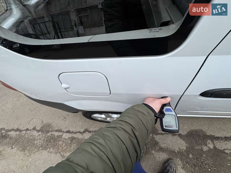 Универсал Dacia Logan MCV 2009 в Сумах