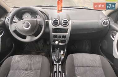 Универсал Dacia Logan MCV 2010 в 