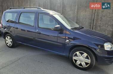Универсал Dacia Logan MCV 2010 в 