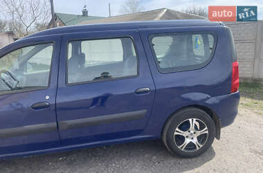Универсал Dacia Logan MCV 2009 в 