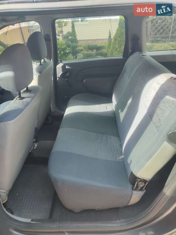 Универсал Dacia Logan MCV 2008 в Лесниках