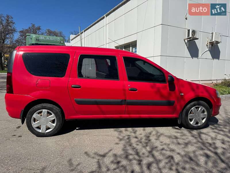 Универсал Dacia Logan MCV 2009 в Кропивницком