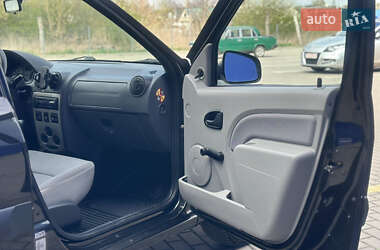 Універсал Dacia Logan MCV 2009 в 