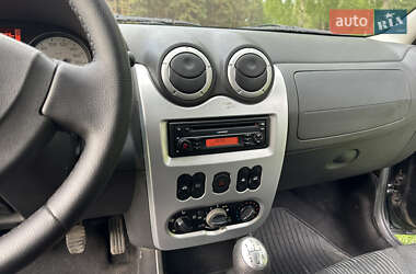 Универсал Dacia Logan MCV 2009 в 