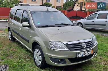 Универсал Dacia Logan MCV 2009 в 