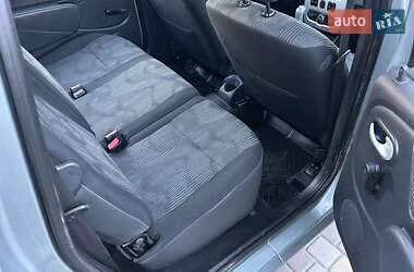 Универсал Dacia Logan MCV 2009 в 