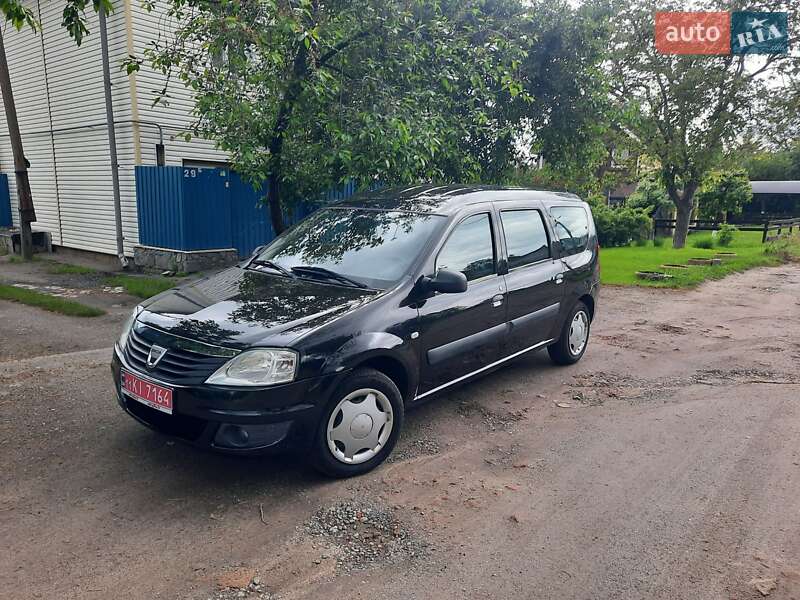 Универсал Dacia Logan MCV 2010 в Полтаве