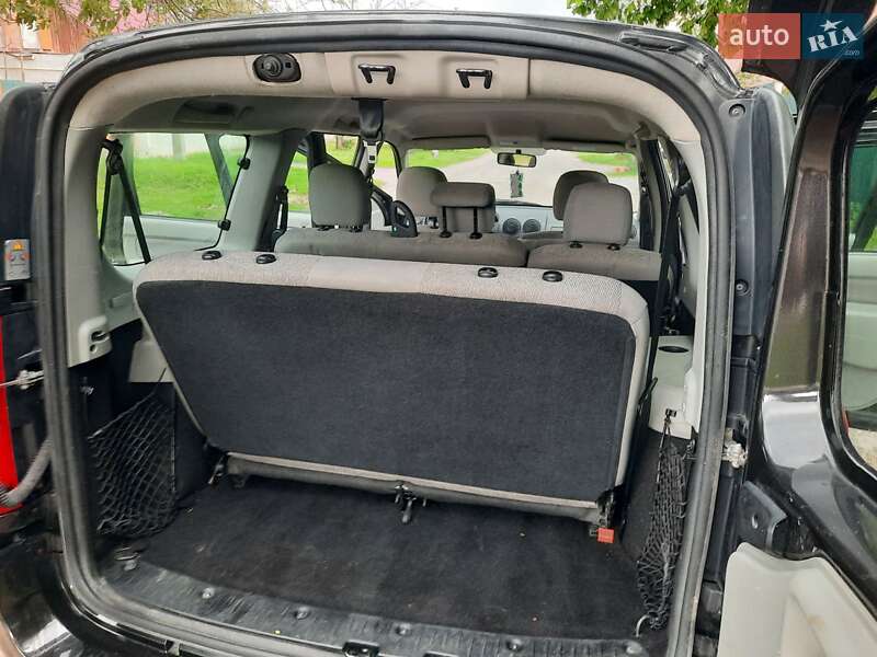 Универсал Dacia Logan MCV 2010 в Полтаве