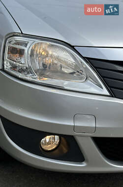 Універсал Dacia Logan MCV 2010 в 