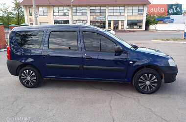 Универсал Dacia Logan MCV 2009 в 