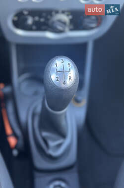 Универсал Dacia Logan MCV 2010 в 