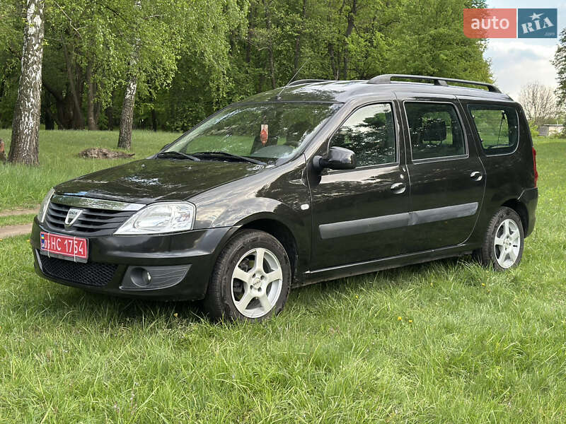 Універсал Dacia Logan MCV 2010 в Сумах