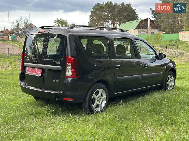 Універсал Dacia Logan MCV 2010 в Сумах