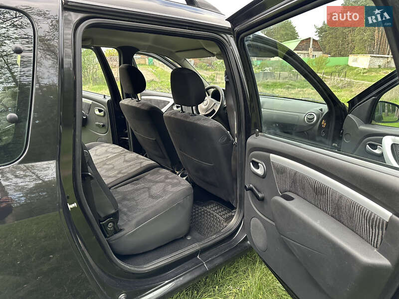 Універсал Dacia Logan MCV 2010 в Сумах