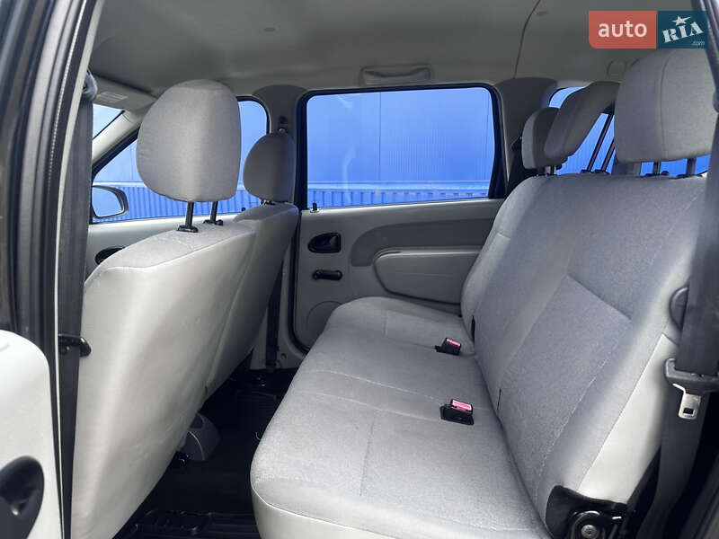 Универсал Dacia Logan MCV 2009 в Дубно