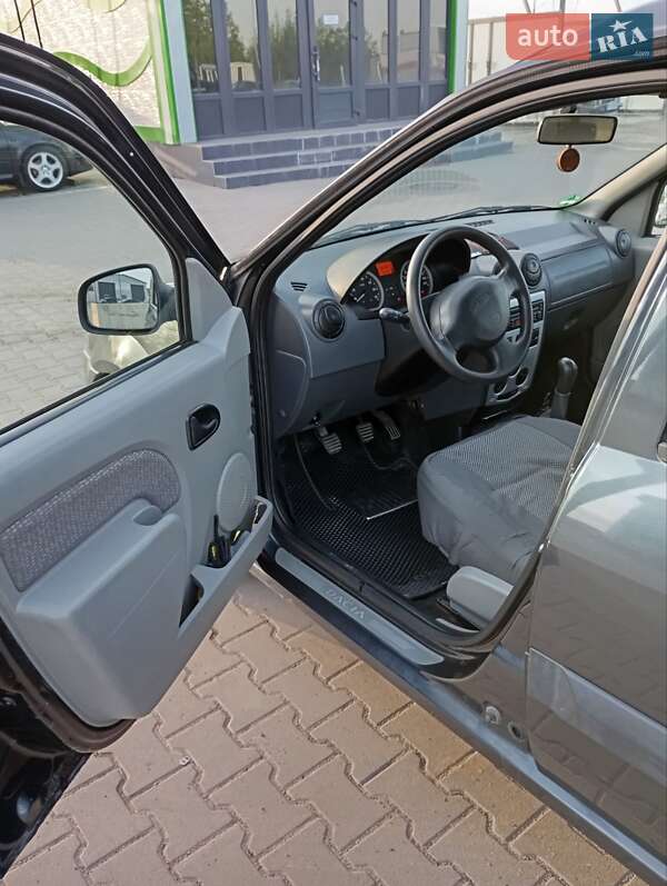 Универсал Dacia Logan MCV 2007 в Нововолынске фото 2 Универсал Dacia Logan MCV 2007 в Нововолынске