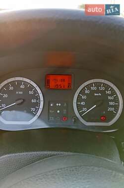Универсал Dacia Logan MCV 2007 в 