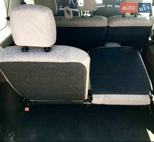 Универсал Dacia Logan MCV 2008 в Киеве