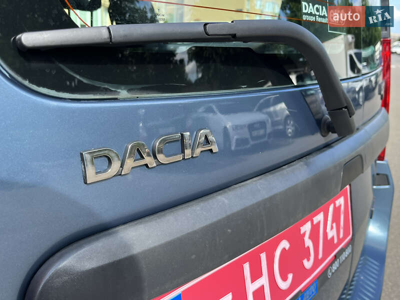 Универсал Dacia Logan MCV 2009 в Киеве
