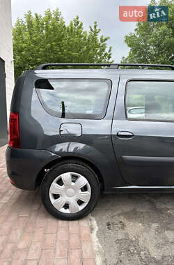 Универсал Dacia Logan MCV 2009 в 