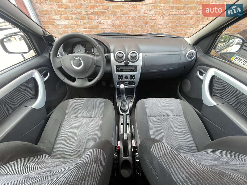 Універсал Dacia Logan MCV 2010 в Бахмачі