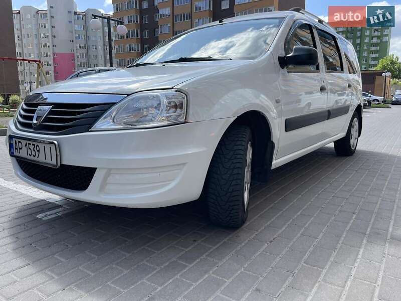 Универсал Dacia Logan MCV 2010 в 