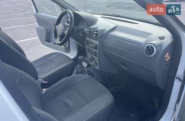 Универсал Dacia Logan MCV 2010 в 