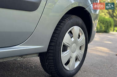 Універсал Dacia Logan MCV 2010 в 