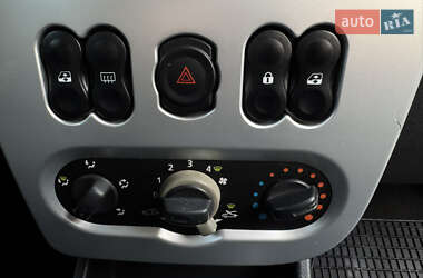 Універсал Dacia Logan MCV 2010 в 