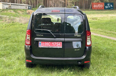Универсал Dacia Logan MCV 2010 в 