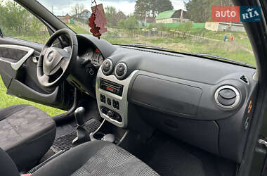 Универсал Dacia Logan MCV 2010 в 