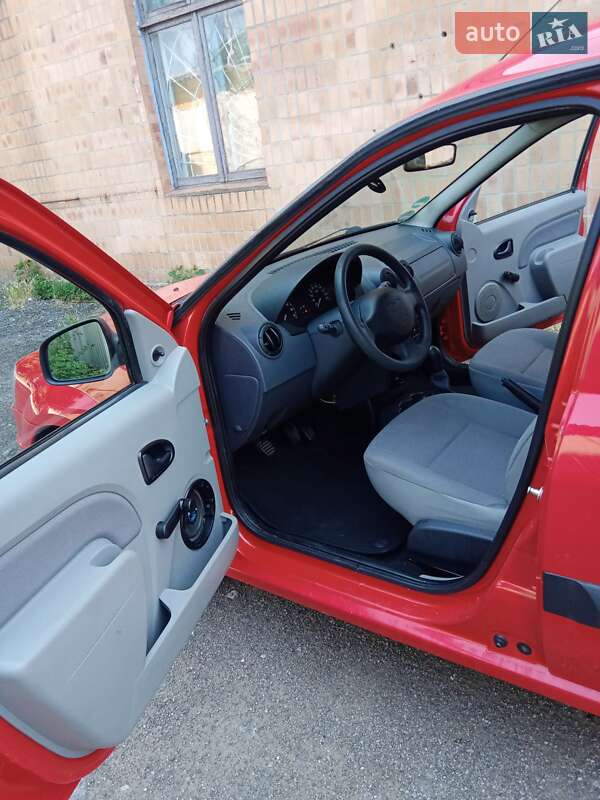 Універсал Dacia Logan MCV 2009 в Верхньодніпровську фото 8 Універсал Dacia Logan MCV 2009 в Верхньодніпровську