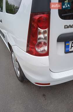 Универсал Dacia Logan MCV 2012 в 